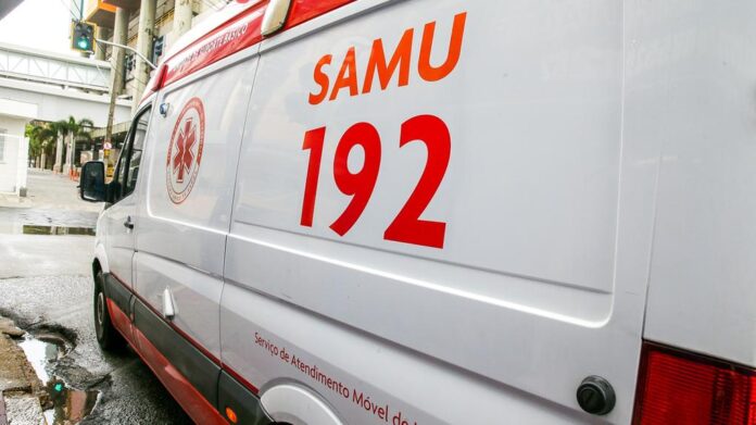 Homem baleado em Manaus busca refúgio em UBS após ataque de criminoso