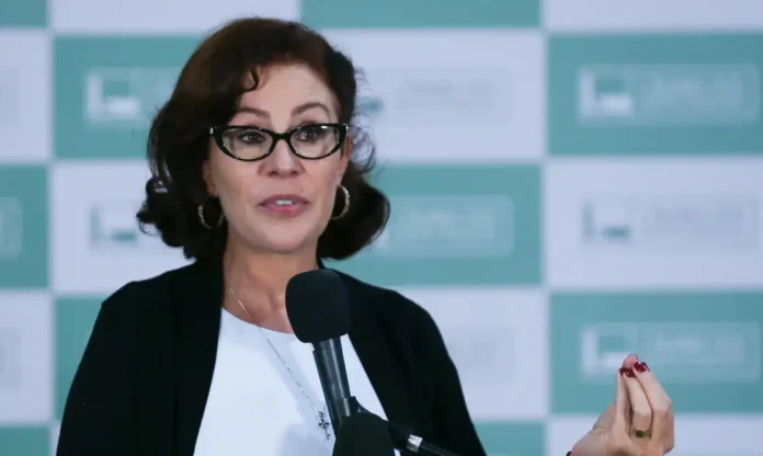 TRE de São Paulo confirma a cassação do diploma de Carla Zambelli e a inegibilidade por oito anos