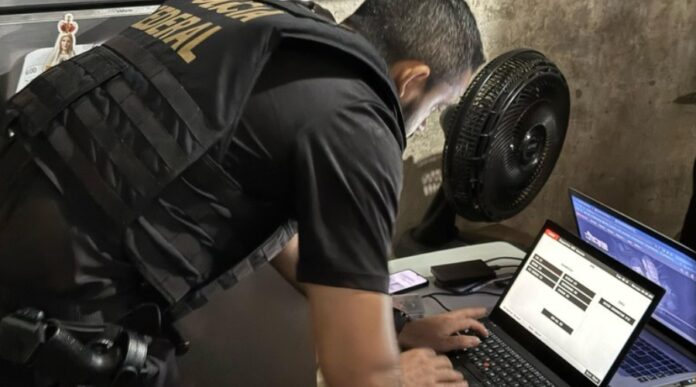 PF detém indivíduo por posse de material de exploração sexual infantil em Manaus