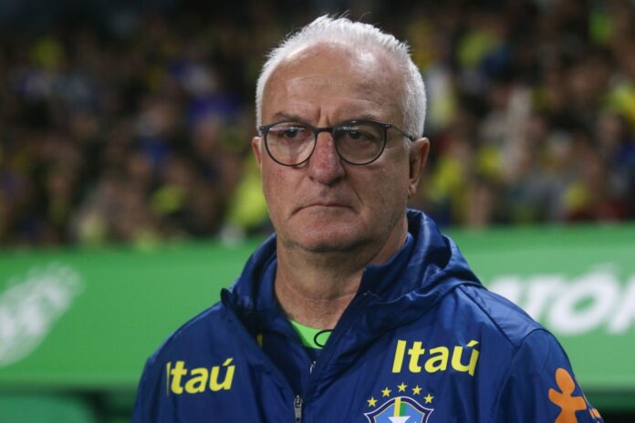 Dorival Júnior enfrenta iminente demissão da seleção brasileira após derrota contundente para a Argentina