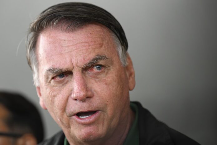 Acusações que Resultaram na Transformação de Bolsonaro em Réu pelo Supremo Tribunal Federal