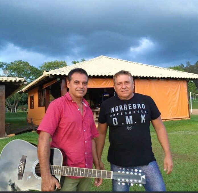 Dupla Elcio Tomazine & Valdir chega a Manaus para promover novos projetos musicais e lançar “Forró do Tio Zé