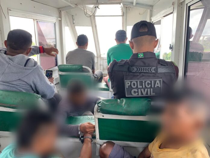 Dupla é detida por estuprar e assassinar indígena no Amazonas com faca