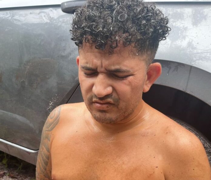 Líder do Tráfico, ‘X-Salada’, Capturado e Ferido em Ação Policial no Viver Melhor