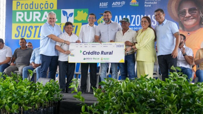 Notícias do Amazonas Afeam destina mais de R$ 144 mil em apoio financeiro e oferece anistia a agricultores em Manaus