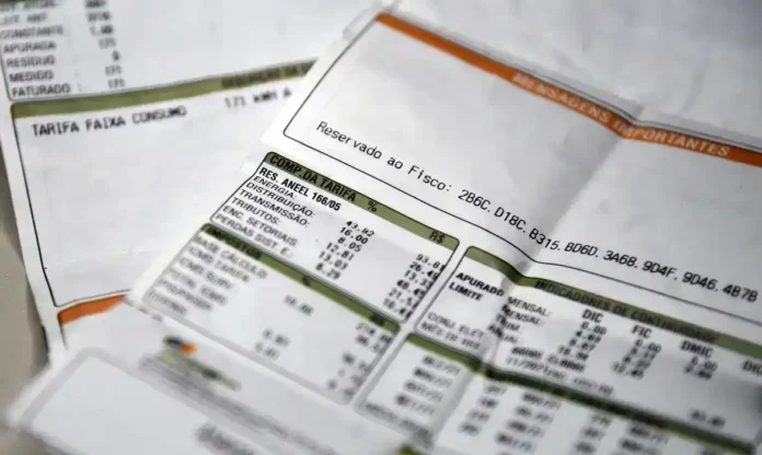 Notícias do Amazonas Conta de energia elétrica em março não terá taxas extras Notícias do Amazonas Conta de energia elétrica em março não terá taxas extras