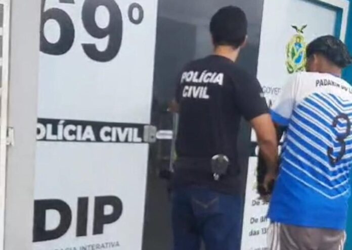 Notícias do Amazonas Homem é Acusado de Homicídio Após Matar Tio com Facadas Durante Bebedeira no Amazonas