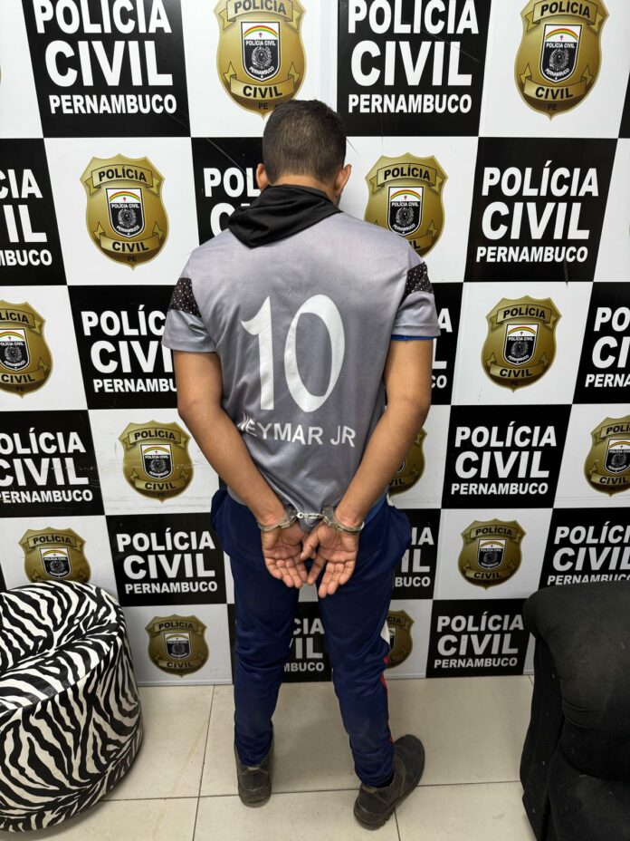 Notícias do Amazonas Identidade Falsa: Homem Detido por Solicitar Imagens Íntimas de Adolescente nas Redes Sociais do Amazonas