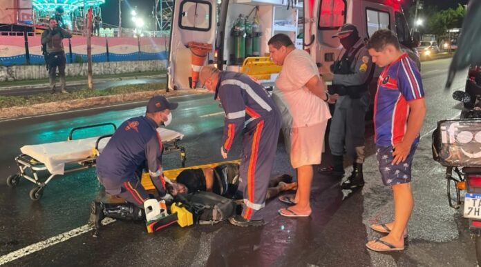 Notícias do Amazonas Pedestre Atropelado ao Tentar Atravessar a Avenida Mário Ypiranga em Manaus