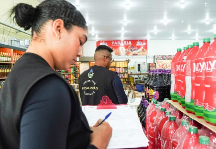 Notícias do Amazonas PROCON Itinerante: Promoção da Cidadania e Defesa dos Direitos do Consumidor em Tefé