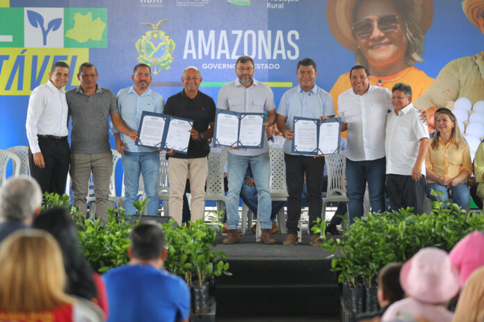 Notícias do Amazonas Wilson Lima destina R$ 1,7 milhão em subvenção econômica para manejo do pirarucu no Amazonas