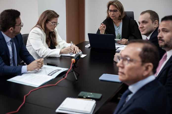 Tarifa de ônibus em Manaus: Proposta da Prefeitura visa manter o valor de R$ 4,50 para usuários com baixa renda