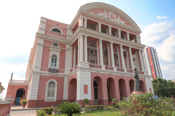 Teatros da Amazônia em busca do reconhecimento como Patrimônio Mundial Cultural da Unesco