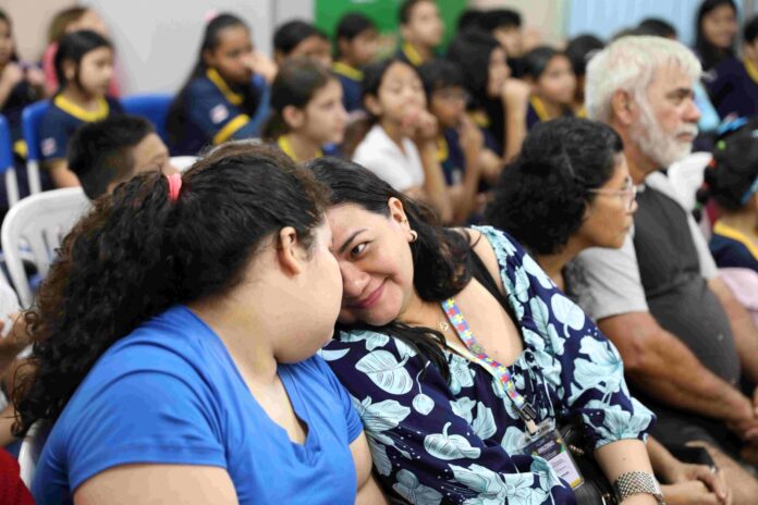 Escola Estadual Realiza Palestra para Esclarecer Pais e Alunos sobre o Autismo