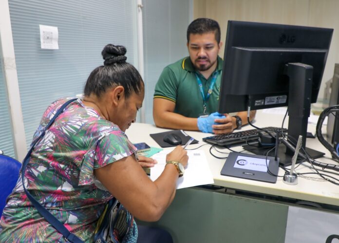 Eleitores do Amazonas têm prazo até 19 de maio para regularizar seus títulos eleitorais