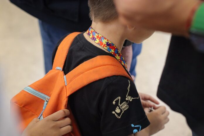 Abril Azul: Direitos das Pessoas com Autismo Garantidos por Leis Específicas
