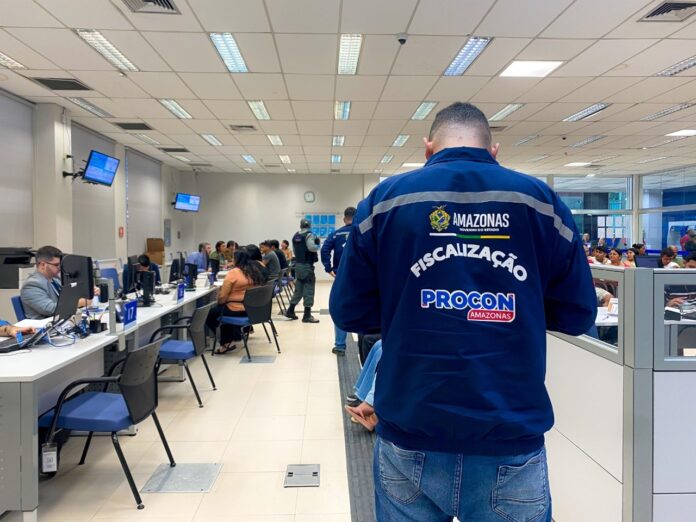 Agência da Caixa Econômica em Manaus é multada por atrasos no atendimento ao cliente