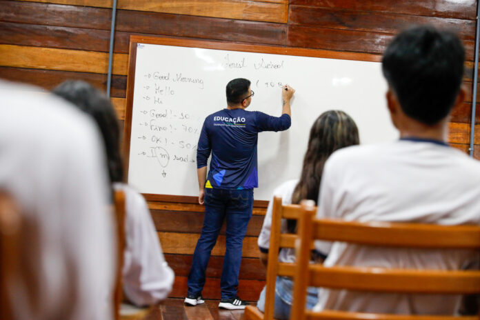 Pagamento da 3ª Parcela do Fundef Beneficiará Mais de 16 Mil Servidores da Educação no Amazonas; Confira a Data!