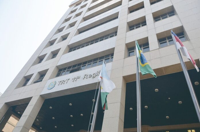Empregabilidade e Capacitação: Feira em Manaus Promove Conexões para Pessoas com Deficiência