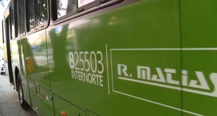 Passageiros saltam de ônibus em movimento para escapar de assalto em São Cristóvão