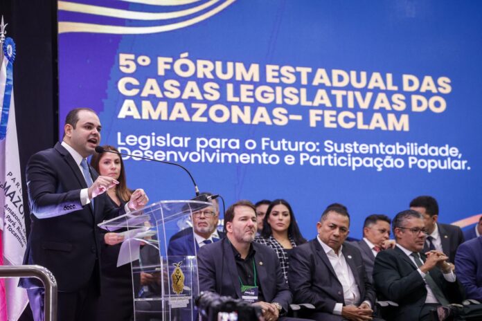 Aleam dá início à 5ª edição do Feclam, priorizando a capacitação legislativa dos vereadores amazonenses