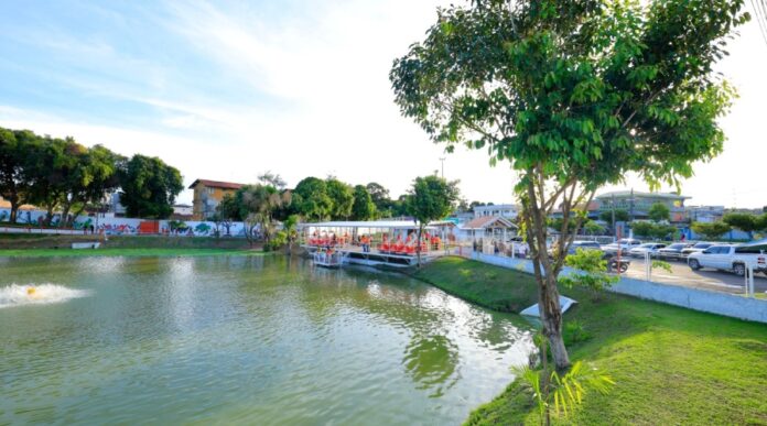 Manaus inaugura seu primeiro pedalinho público na lagoa do Bombeamento, no bairro Compensa