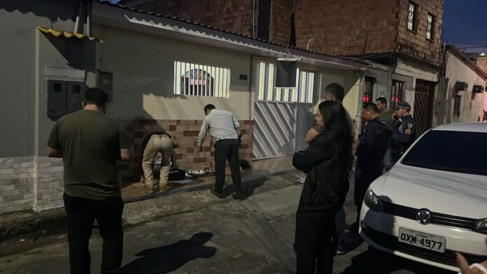 Feto de cerca de 20 semanas é descoberto em via pública no bairro Flores, Manaus