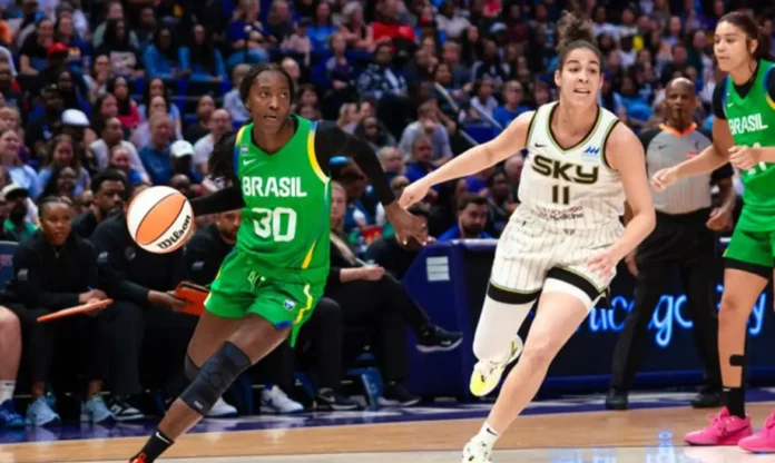 Seleção feminina de basquete é derrotada pelo Chicago Sky em amistoso, com placar de 89 a 62