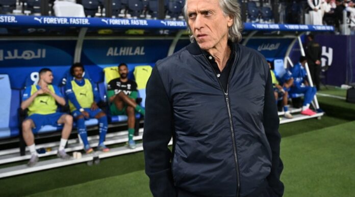 Jorge Jesus encerra sua passagem pelo Al-Hilal após rescisão de contrato
