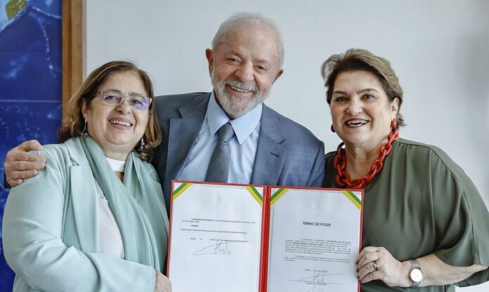 Lula realiza mudança no Ministério das Mulheres ao demitir Cida Gonçalves e nomear Márcia Lopes
