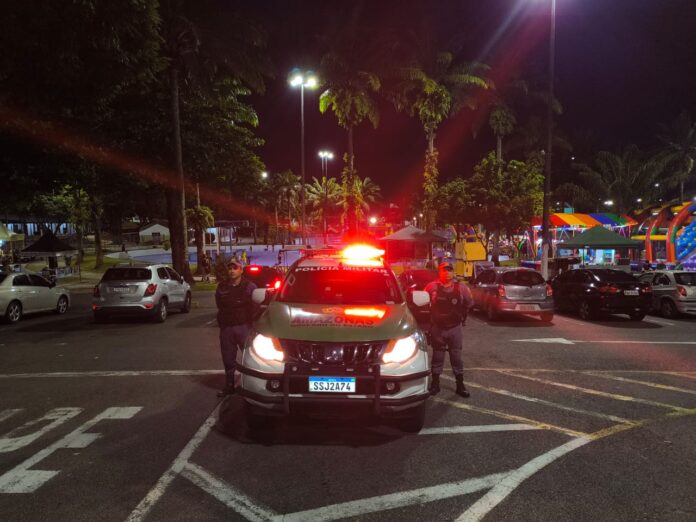 Homem é detido por esfaquear rival em plena luz do dia no Centro de Manaus