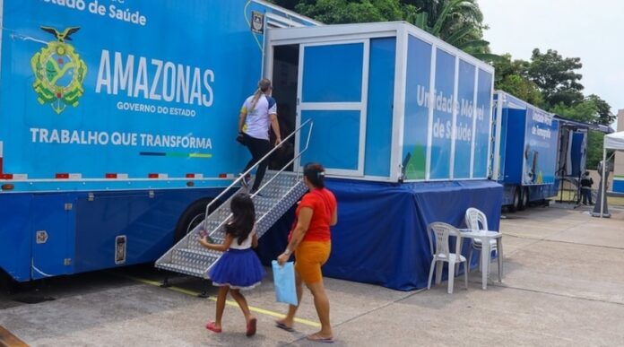Carretas da Saúde iniciam atendimento em Manaus com a meta de realizar 5 mil exames para a população