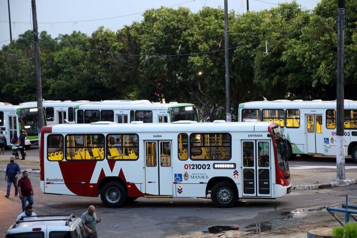 Mudanças nas Linhas de Ônibus Melhoram Integração no Terminal T7 em Manaus
