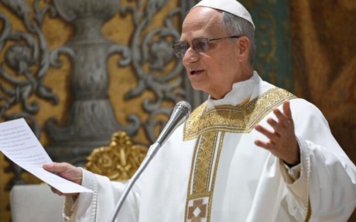 Papa Leão XIV Inicia Seu Pontificado em Missa e Convoca Igreja a Reforçar a Missão Evangelizadora Global