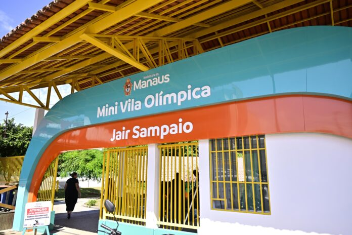 Minivila Olímpica do Santo Antônio será finalizada e entregue à comunidade até o final de maio, afirma David