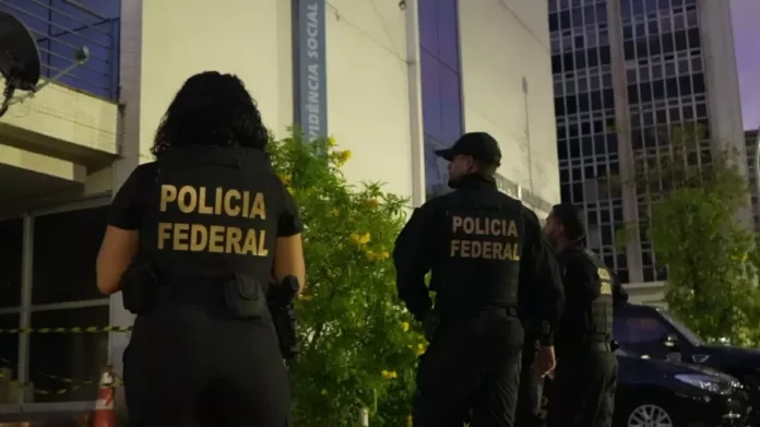 PF desmantela esquema de associações que forjavam mortes para desvio de recursos do INSS