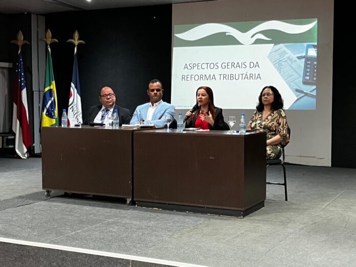 Corecon Promove Discussão sobre Reforma Tributária nas Universidades de Manaus