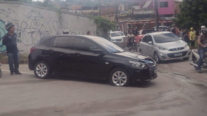 Operação policial em Manaus resulta em prisão de quadrilha de assaltos a joalherias e um ferido durante confronto