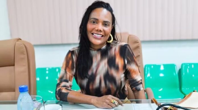 Polícia Civil do Amazonas indicia trio por racismo contra vereadora Carla Leite em Maués