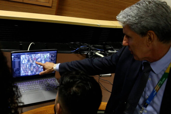 Torcedor chileno detido por ato racista durante jogo no Maracanã