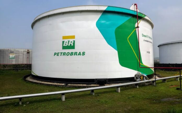 Queda no preço do diesel na refinaria não se reflete em alívio para o consumidor final