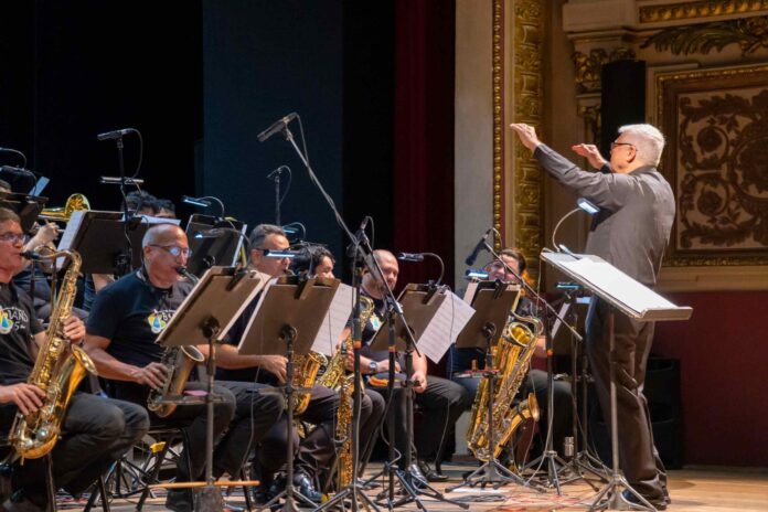 Amazonas Band Comemora 25 Anos com Show de Jazz no Teatro Amazonas