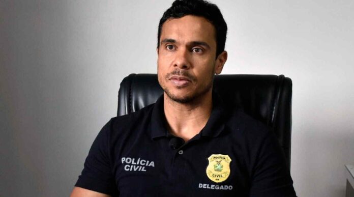Delegado do Amazonas Detido em Ação da PF por Envolvimento em Sequestro e Tortura em Roraima