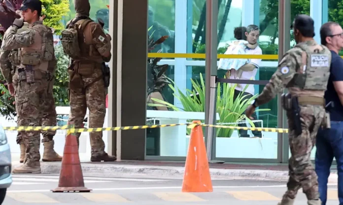 Ministério do Desenvolvimento Social é evacuado devido a suspeita de bomba