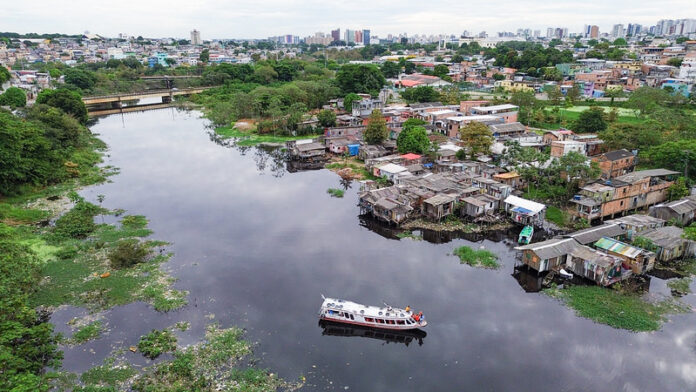 Manaus inicia envolvimento da comunidade na elaboração do plano de prevenção a desastres