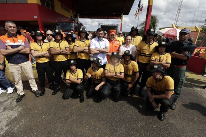 Wilson Lima inaugura nova base do Corpo de Bombeiros em Rio Preto da Eva, fortalecendo a segurança no interior do Amazonas