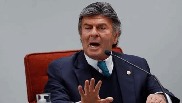 STF concede prazo de 10 dias para Câmara justificar a paralisação da CPI do INSS