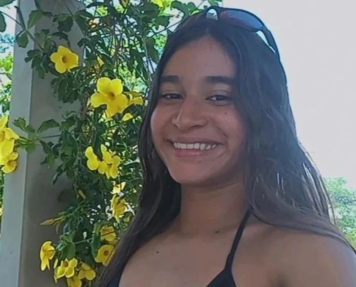 Padrasto detido após assassinato brutal de adolescente grávida de 15 anos