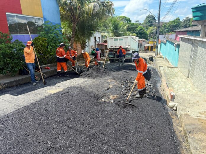 Avanço das Obras de Asfalto na Colônia Antônio Aleixo é Destaque em Manaus