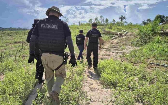 Homem é Detido no Amazonas Após Ameaçar Decapitar Companheira e Desrespeitar Medida Protetiva